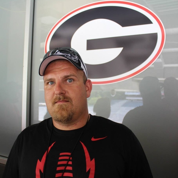 Meet your Posher, Jason - Picture 1 of 1